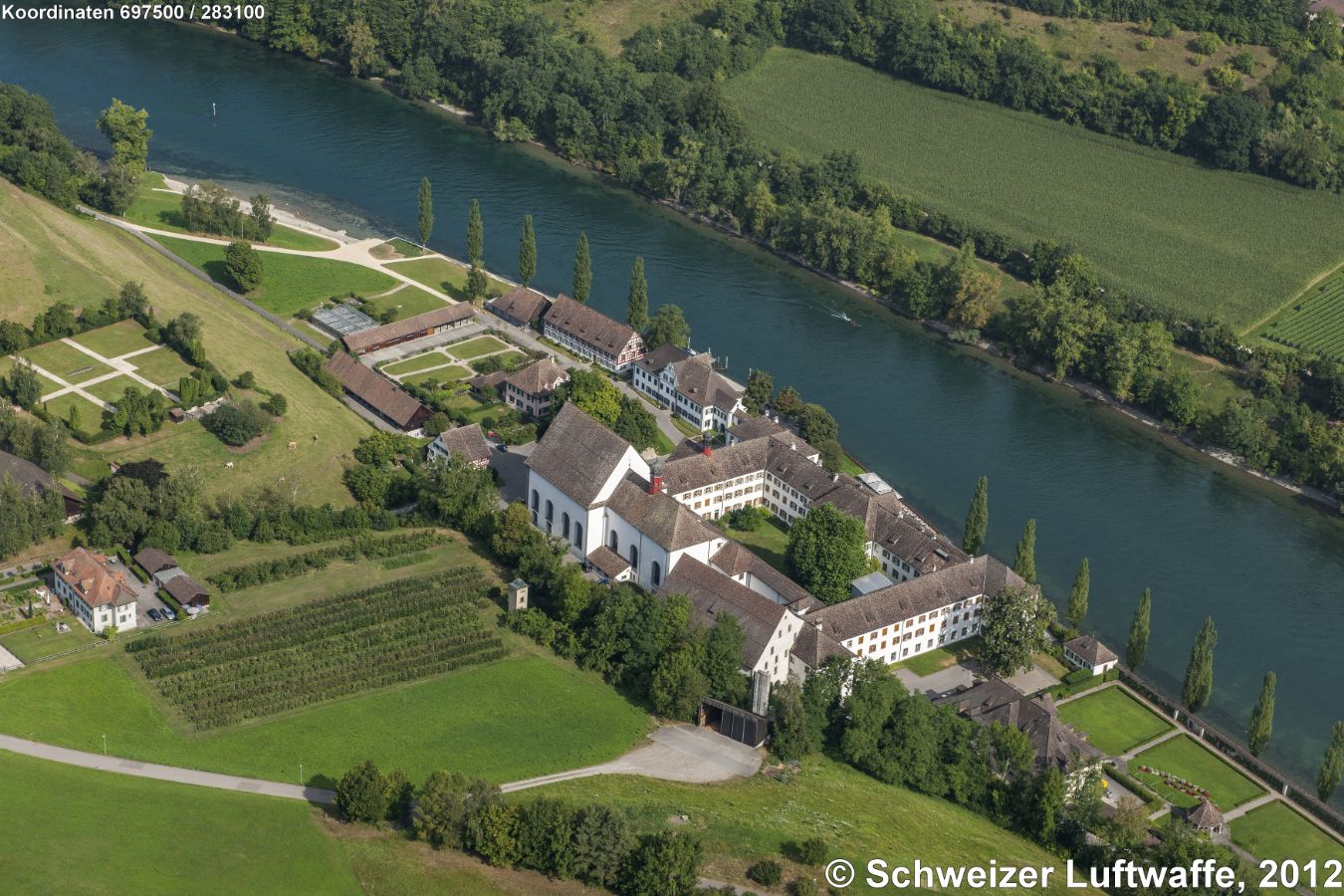 Ehemaliges Dominikanerinnen-Kloster St. Katharinental (TG); Position: 2'697'433.47, 1'283'102.23 - Klosterkirche als bedeutendes Beispiel des süddeutschen Barocks (um 1750 erbaut). - Eines der bedeutendsten gotischen Kunstwerke ist das 'Graduale von St. Katharinental', entstanden um 1312 mit 628 Seiten wundebar verzierter Gregorianischer Gesänge. Das Original ist im Landesmuseum Zürich untergebracht.